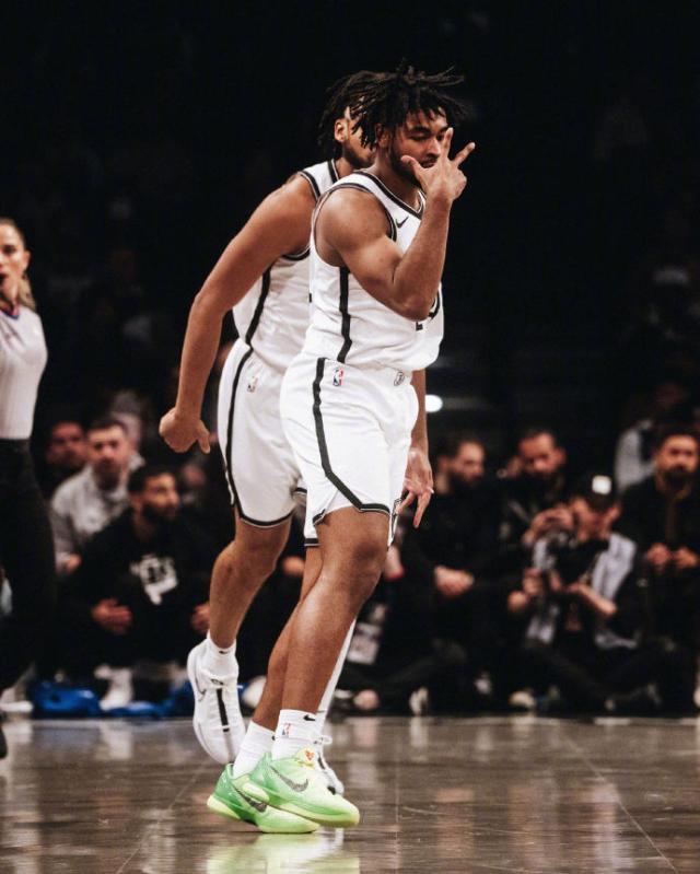 开云体育平台-【现场】哈登重返布鲁克林遭嘘 平民篮网掀翻快艇