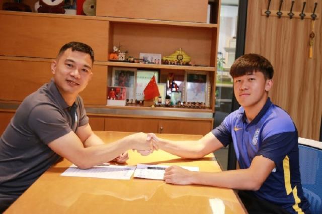 1652709845050022909.jpg 202205162130396743.jpg